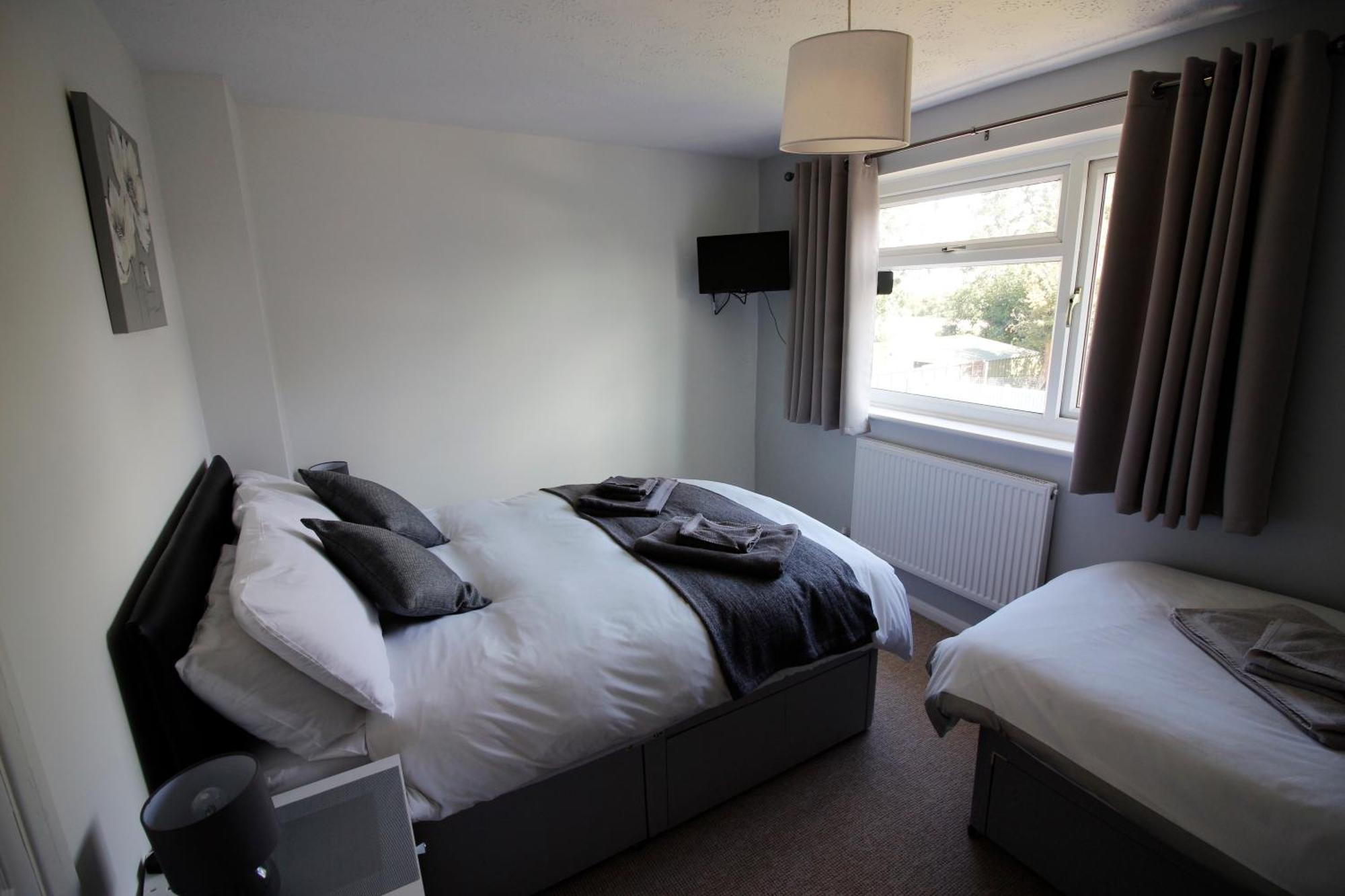 Hinckley Home Sleeps 5 Complete House Leicester Exterior foto